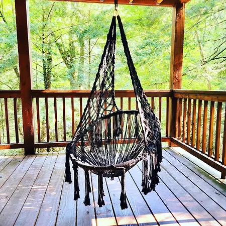 Luxury Cabin With Waterview And Privacy, Hiking
